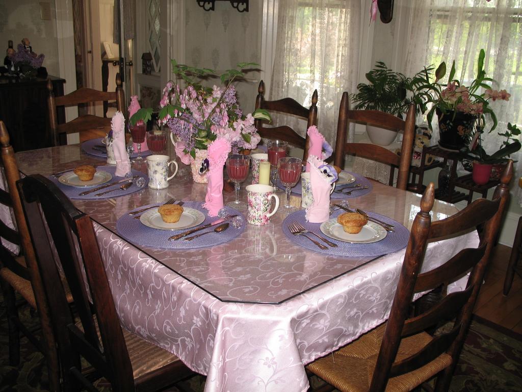 The Sleigh Maker Inn Bed And Breakfast Westborough Exterior foto