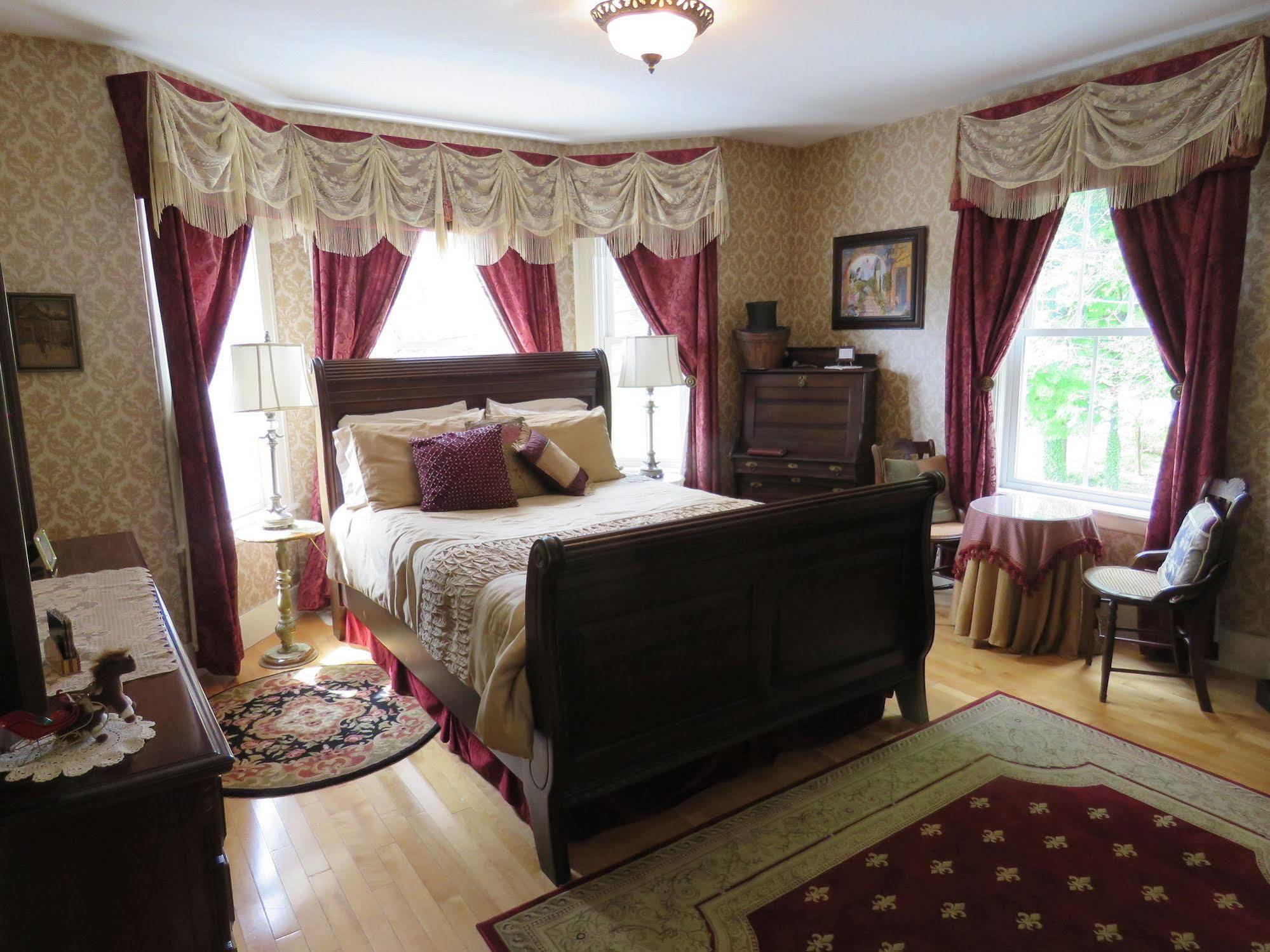 The Sleigh Maker Inn Bed And Breakfast Westborough Exterior foto